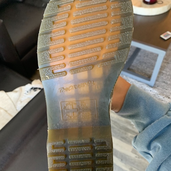 Dr. Martens 1460 Women's Smooth Leather Boots - Picture 5 of 7